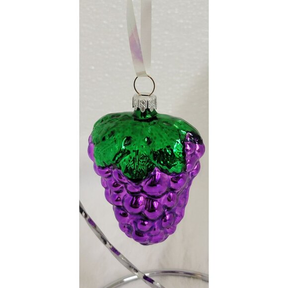 Vintage Purple Grape Cluster Christmas Blown Glass Ornament Germany Fruit - Picture 1 of 6
